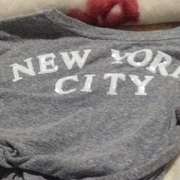 Crew neck - Picture 2 of 2